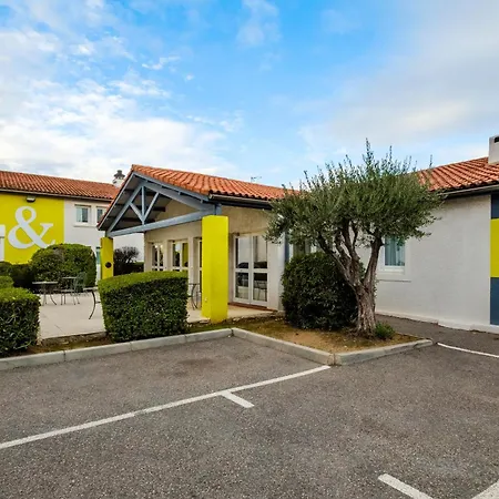 Hotel Puget-sur-argens 2*