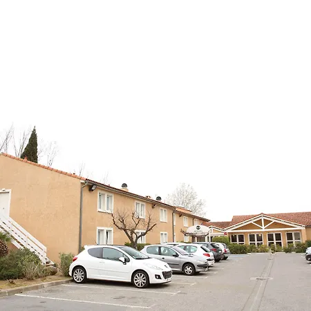 Отель Puget-sur-argens