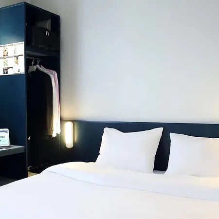 Hotel Puget-sur-argens 2*