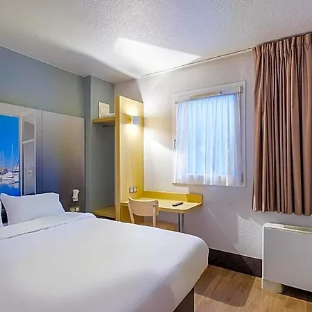 Puget-sur-argens Hotel